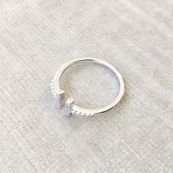 925 sterling Silver Ring CZ open top T initial - Picture 5 of 8